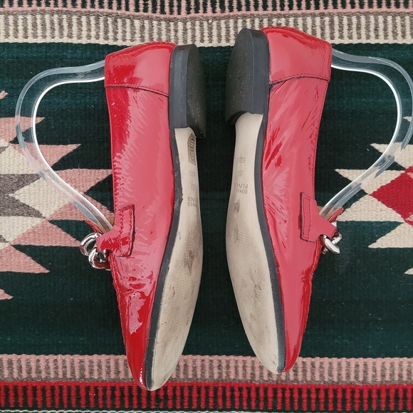 Donald Pliner Red Patent Leather Chain Loafer Sz 8 Slip On Preppy Old Money - Picture 3 of 8